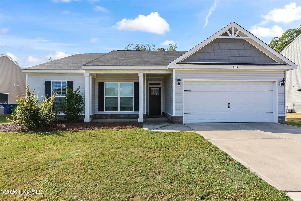 889 Carnation - Photo 1