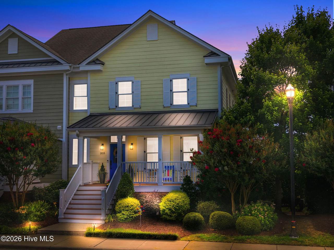 203 Academy Street - Photo 1