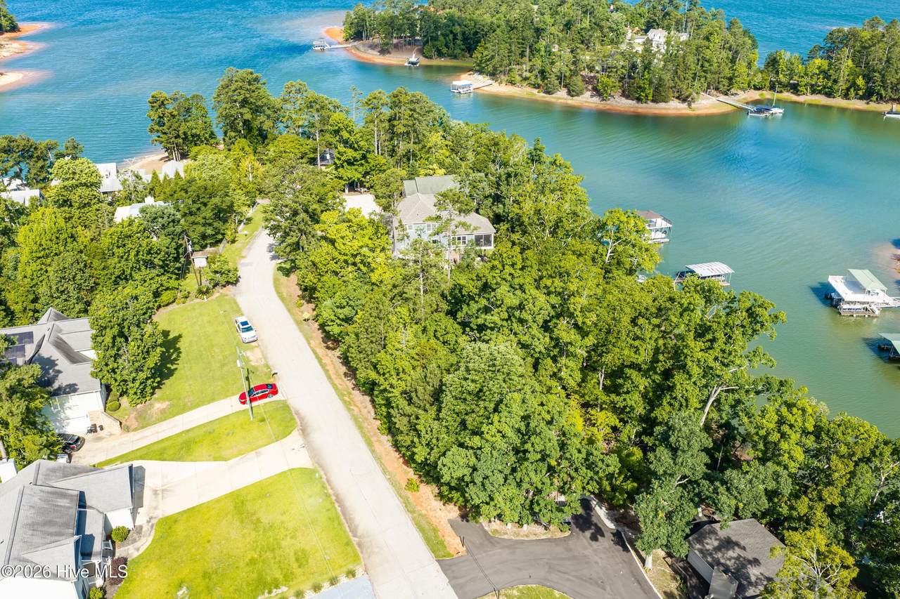 280 Lee Drive - Photo 1