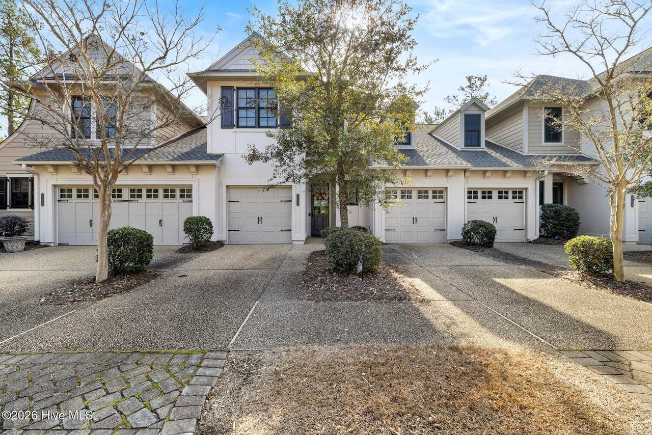 1186 Evangeline Drive - Photo 1