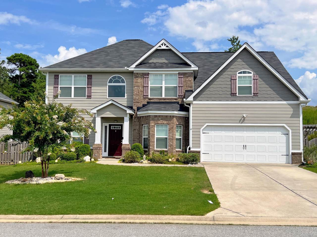 5022 Vine Lane - Photo 1