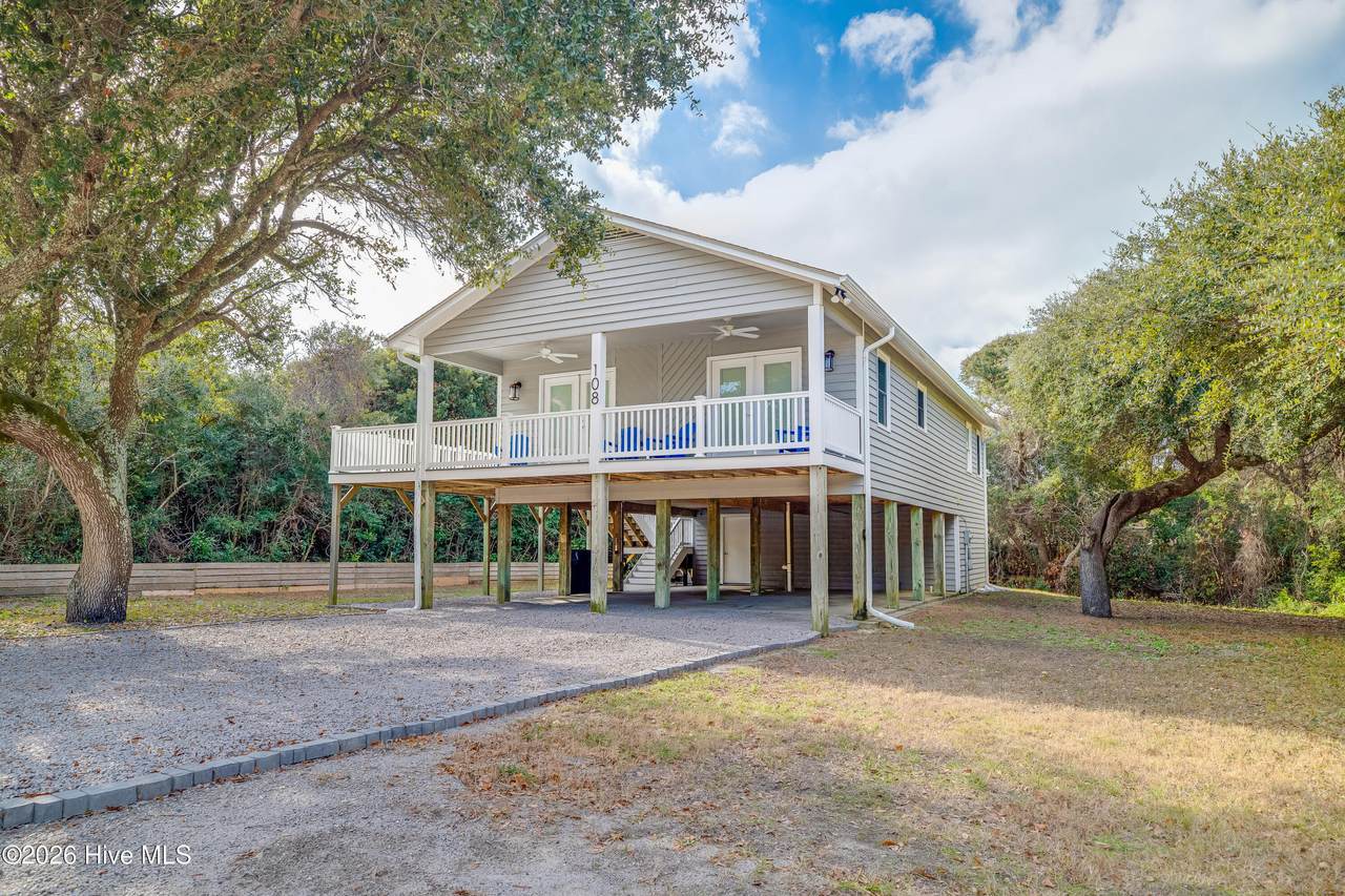 108 Hoffman Beach Road - Photo 1