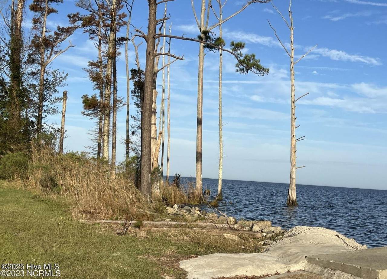 289 Shifting Sands Road - Photo 1