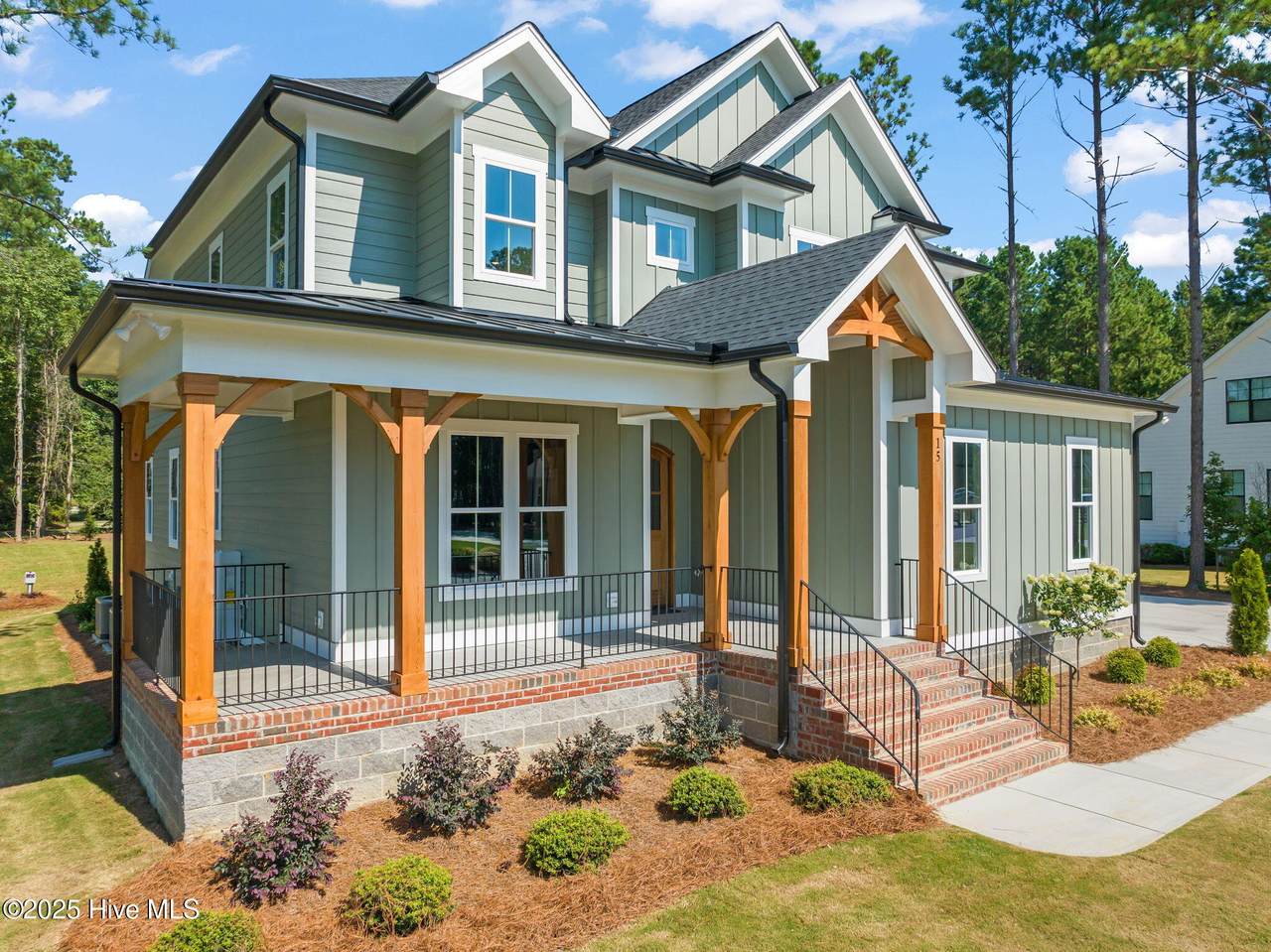 15 Independence Drive - Photo 1