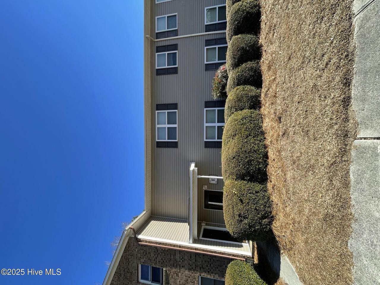 204 Cordell Circle - Photo 1