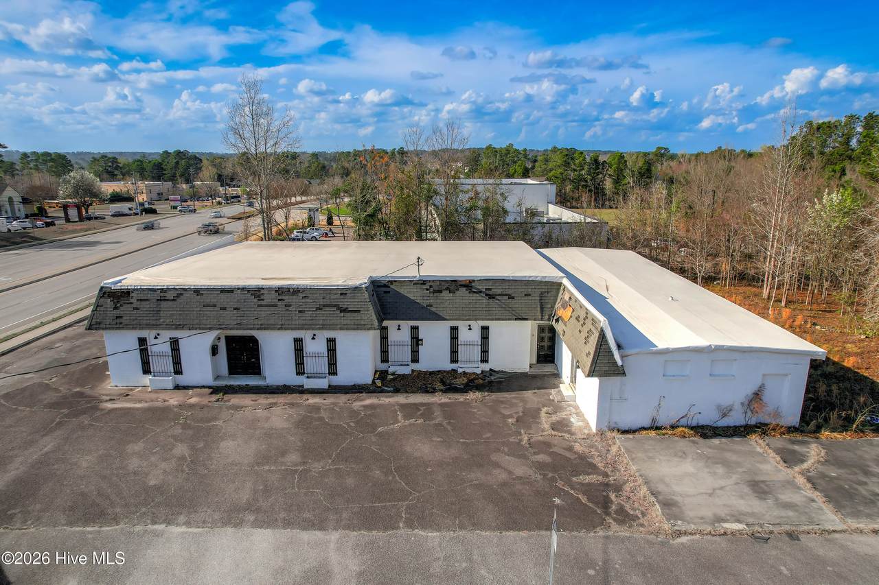 425 Furys Ferry Road - Photo 1