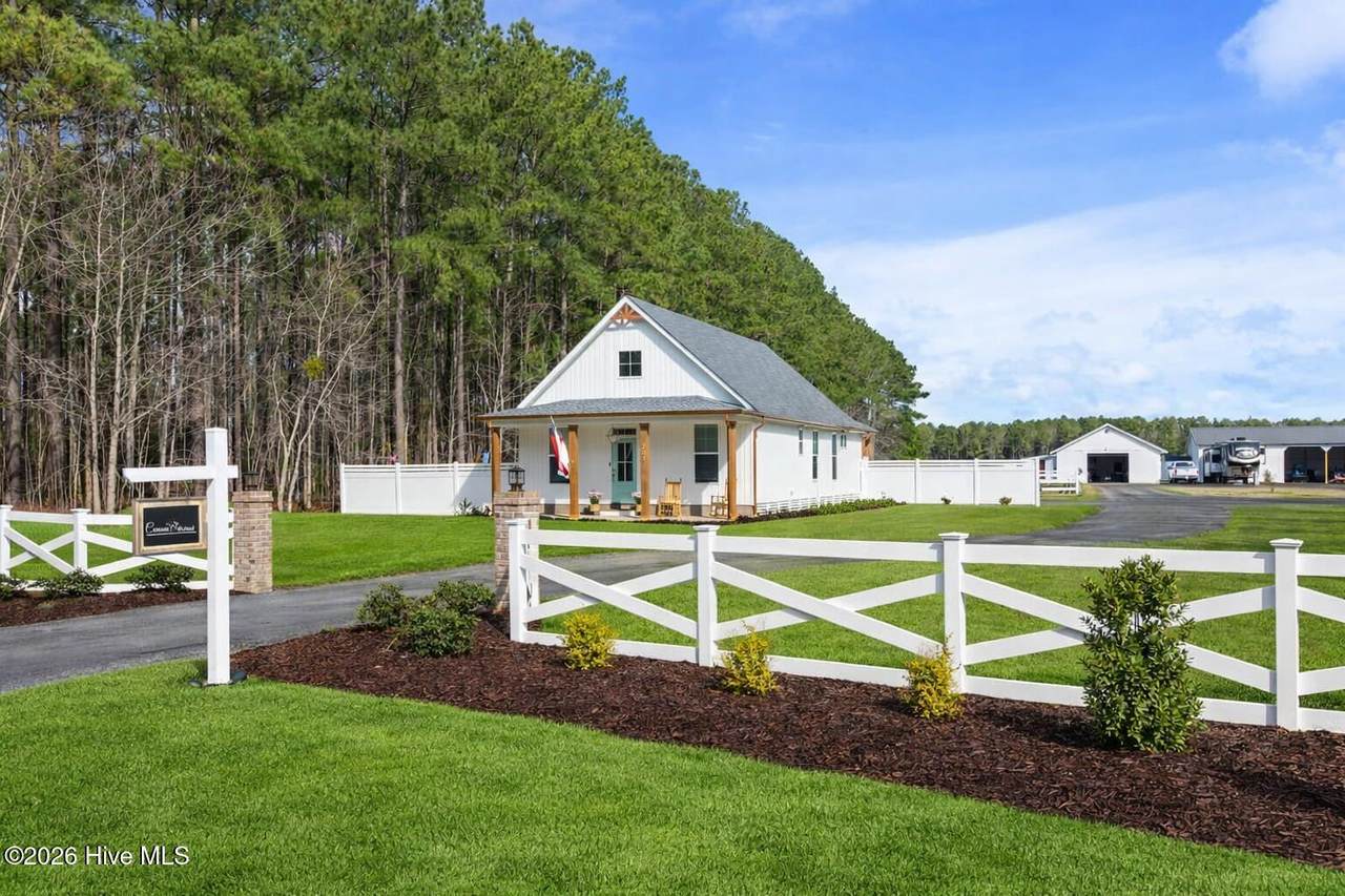 703 Poplar Neck Road - Photo 1