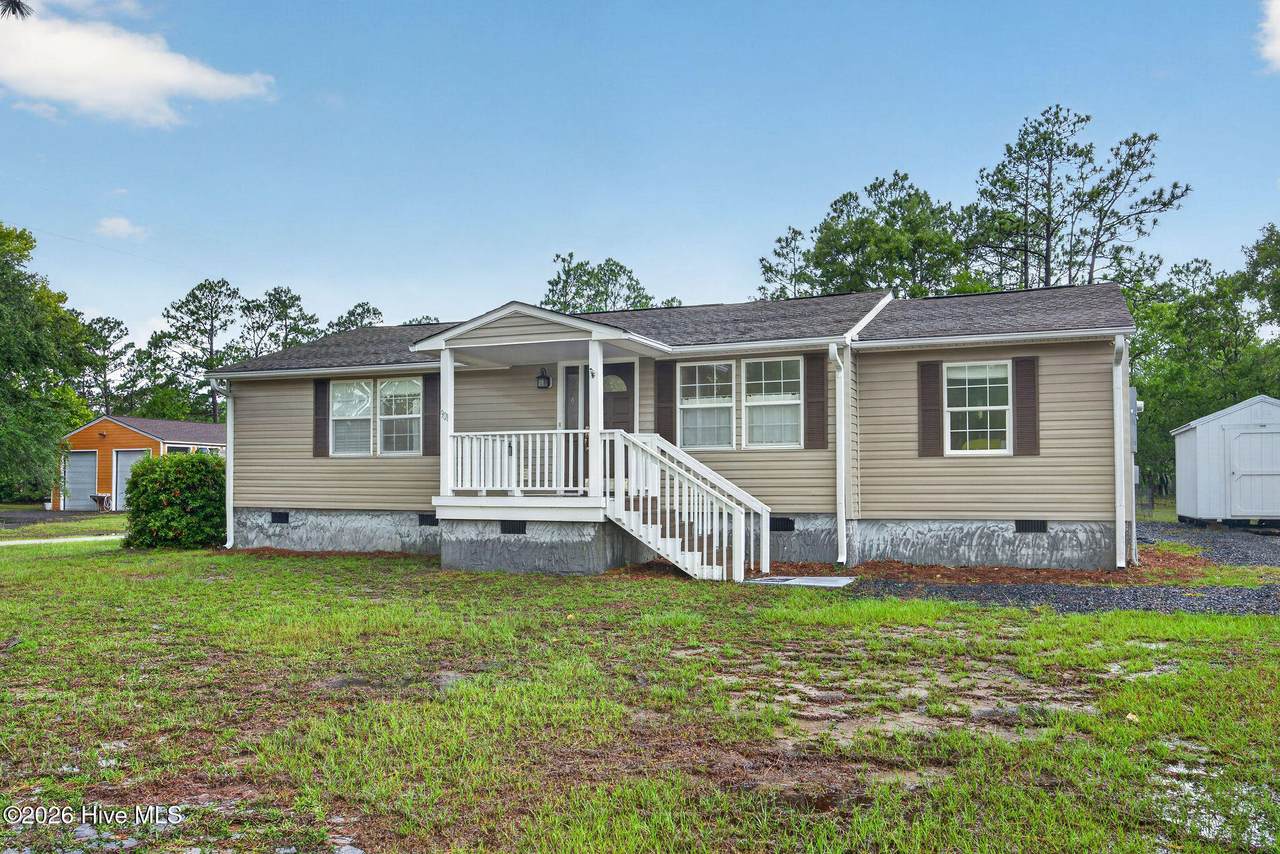 901 Cardinal Road - Photo 1