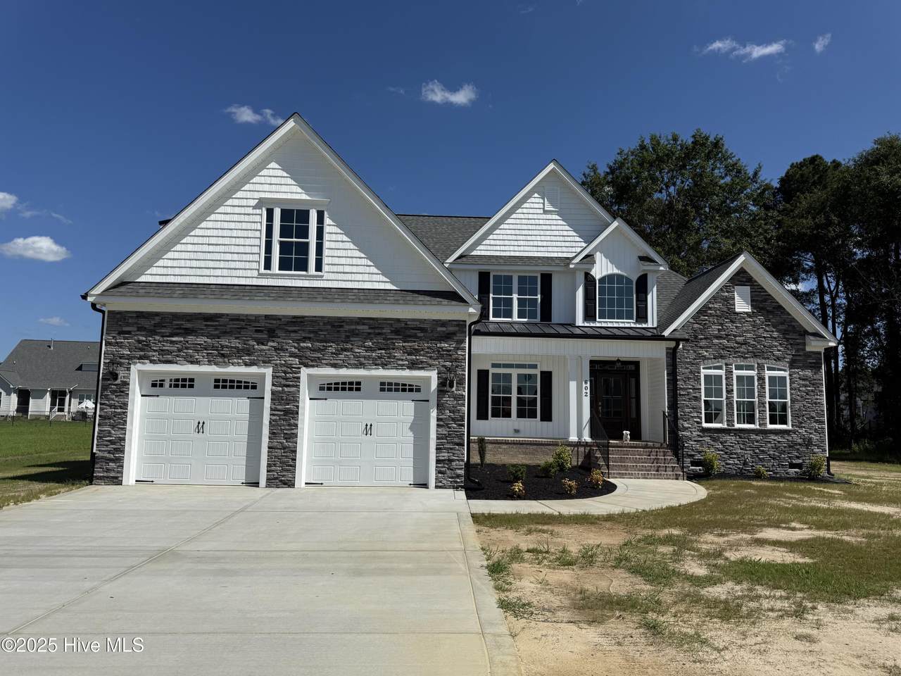 602 Pickens Drive - Photo 1