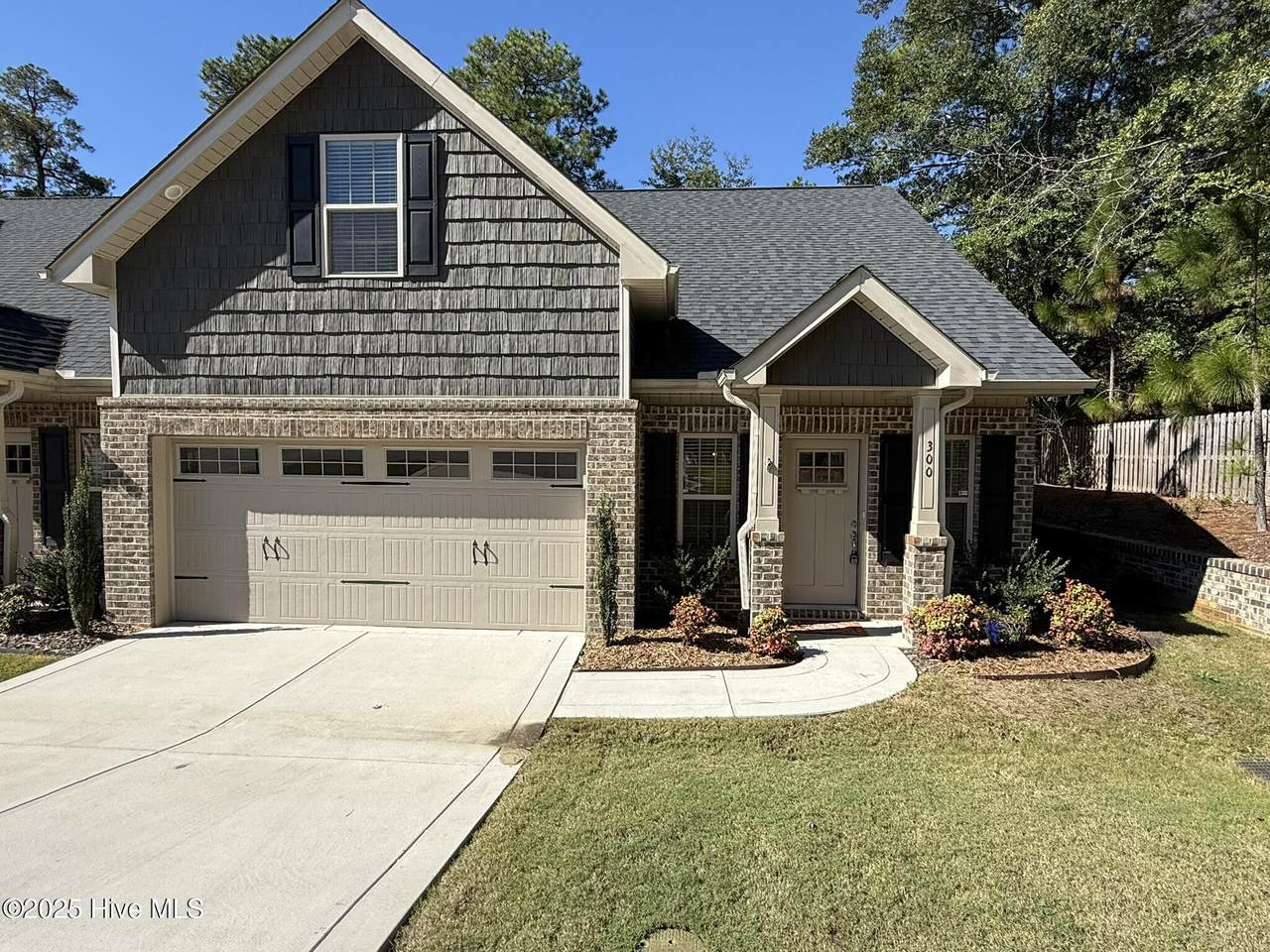 300 Mashie Court - Photo 1