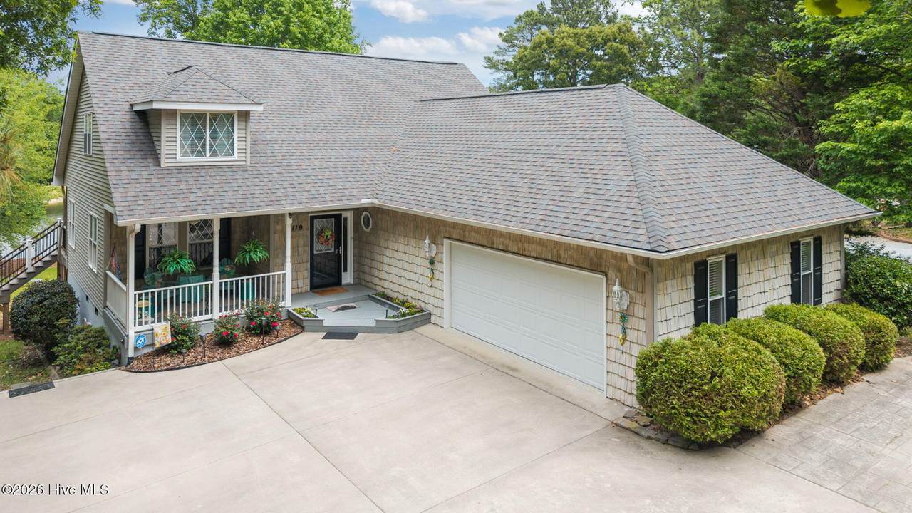 110 Sandspur Lane - Photo 1