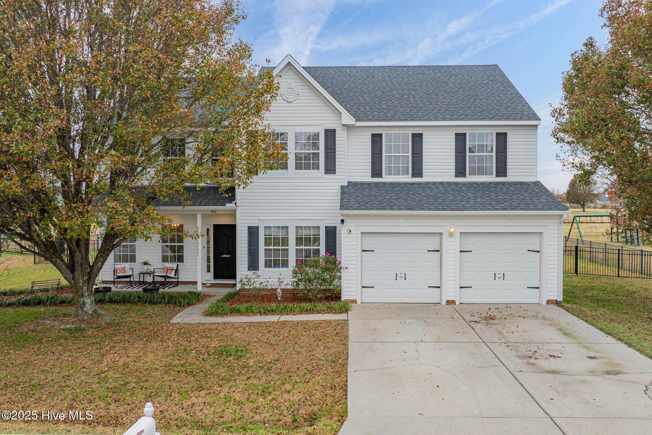 142 Saint Andrews Road - Photo 1