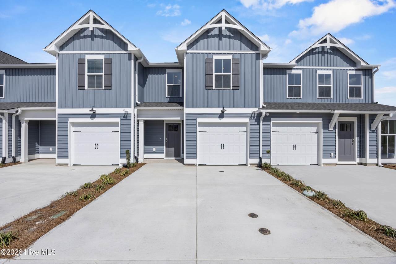 14 Pioneer Way - Photo 1