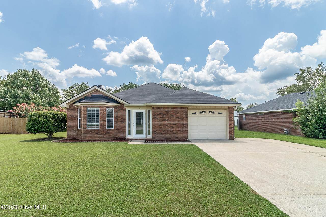 105 Redford Drive - Photo 1