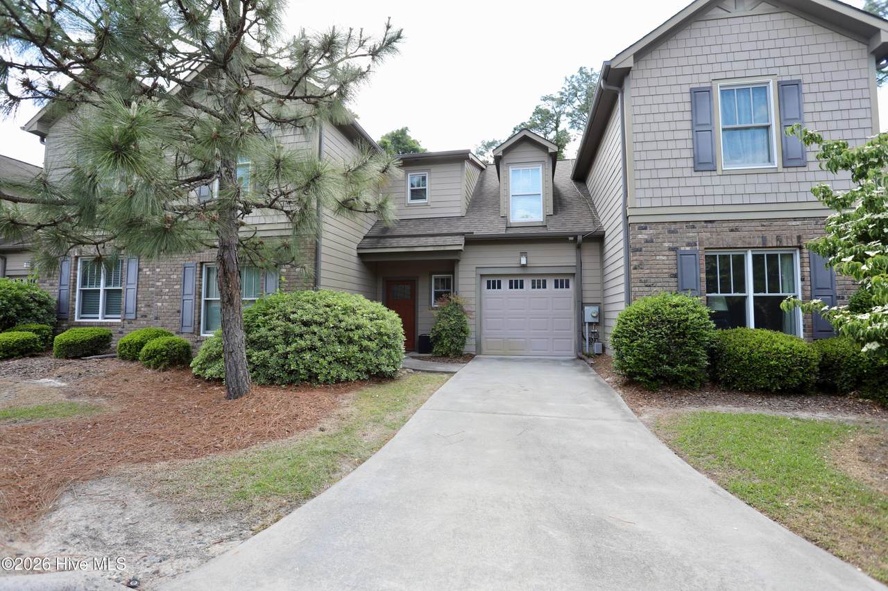 195 Pinebranch Court - Photo 1
