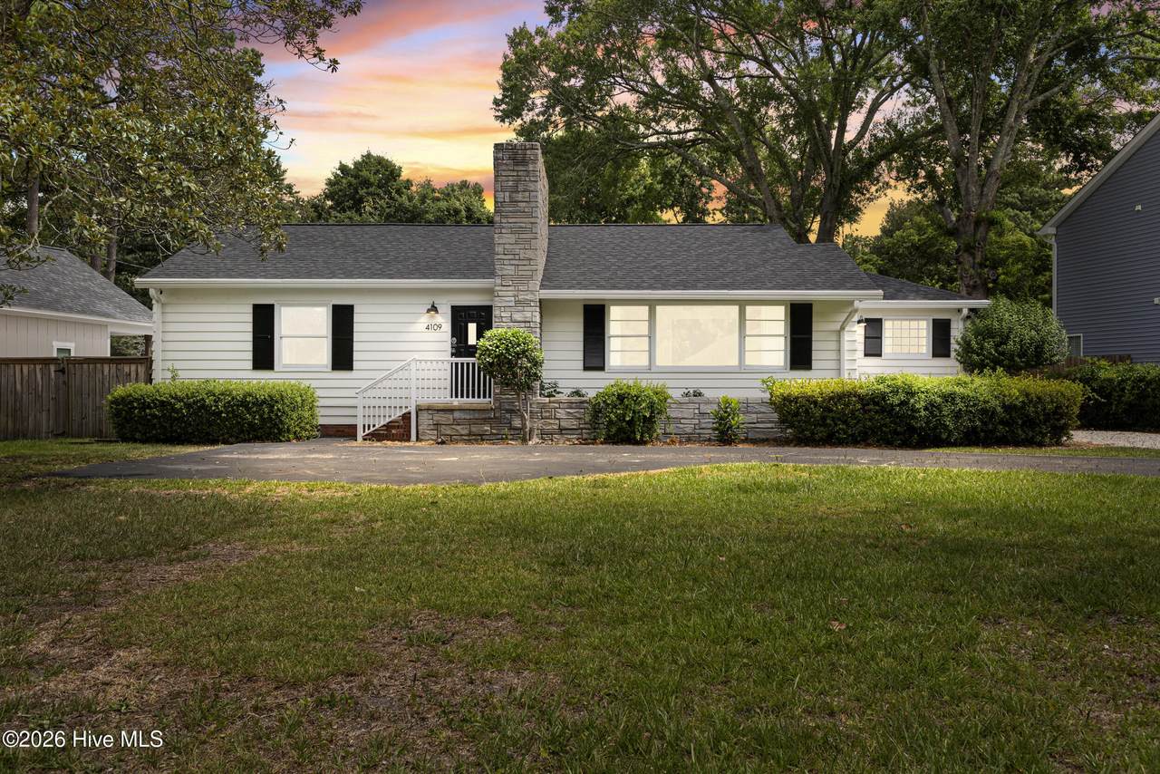4109 Peachtree Avenue - Photo 1