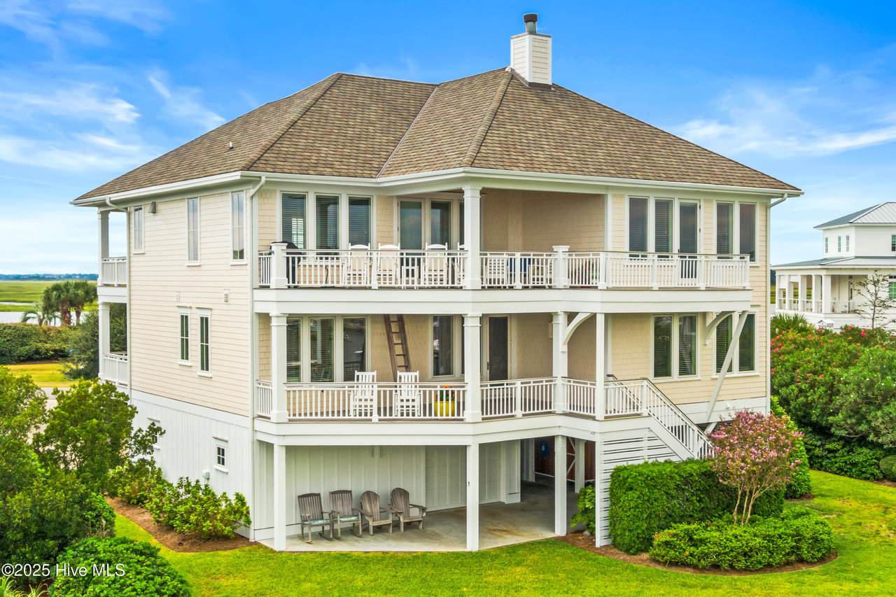 16 Sandy Point - Photo 1