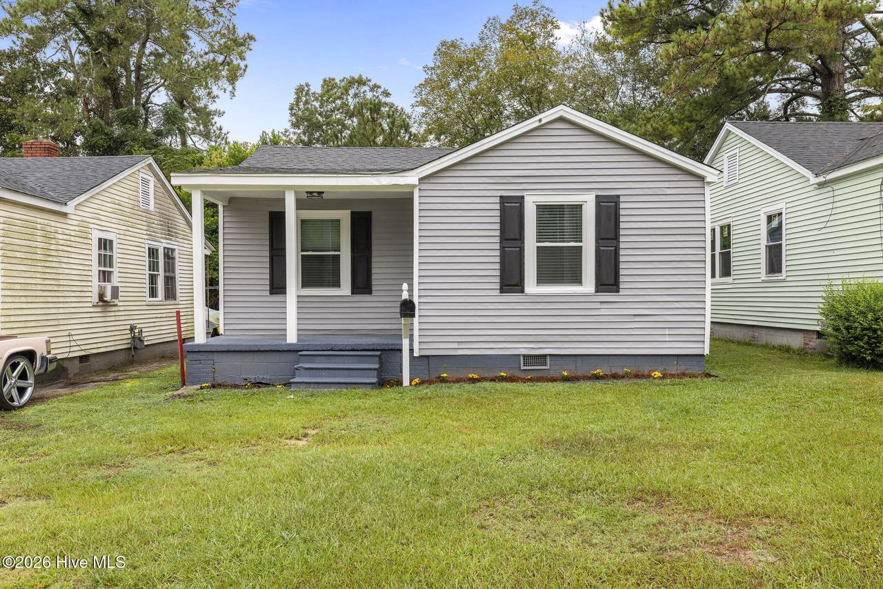 208 Clay Street - Photo 1
