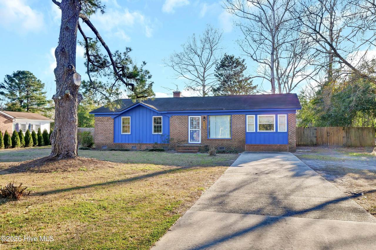 3533 Middle Sound Loop Road - Photo 1