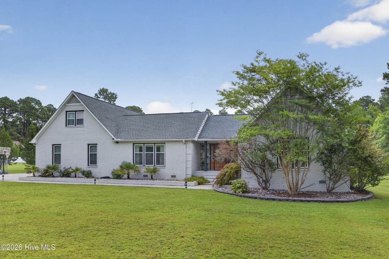 1520 River Road - Photo 1