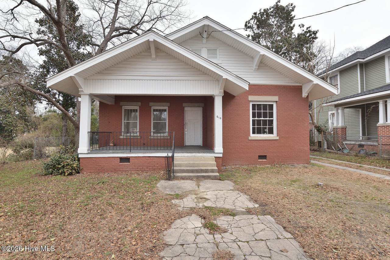 610 Marigold Street - Photo 1