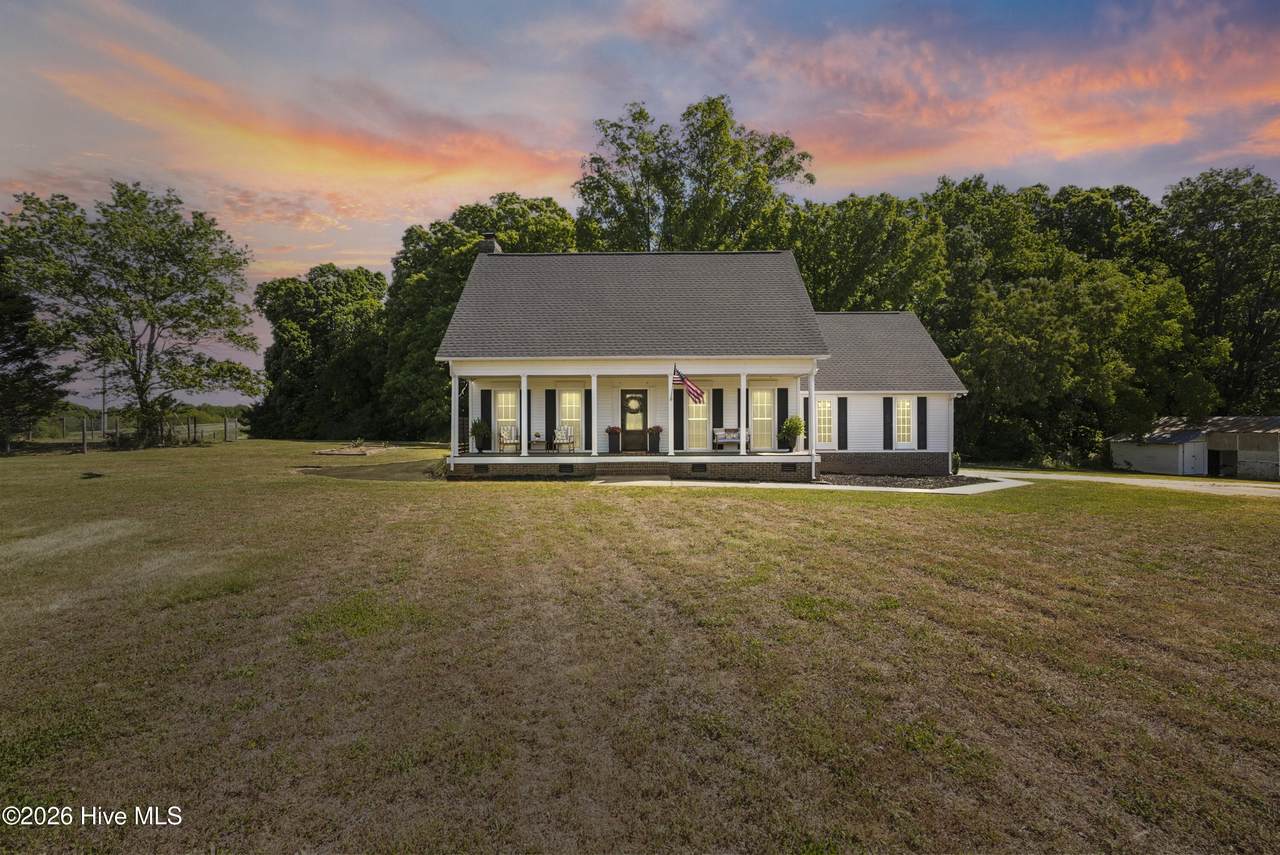 2310 Lakewood Falls Road - Photo 1