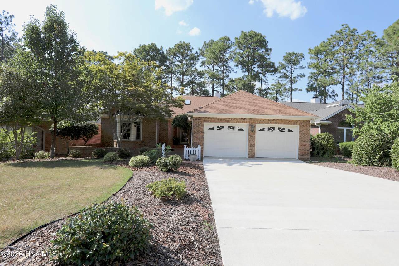 160 Hunter Trail - Photo 1