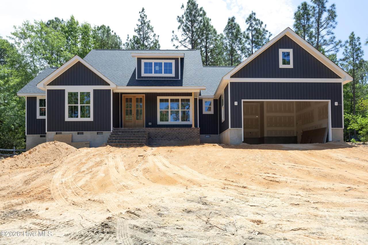 129 Sunset Way - Photo 1
