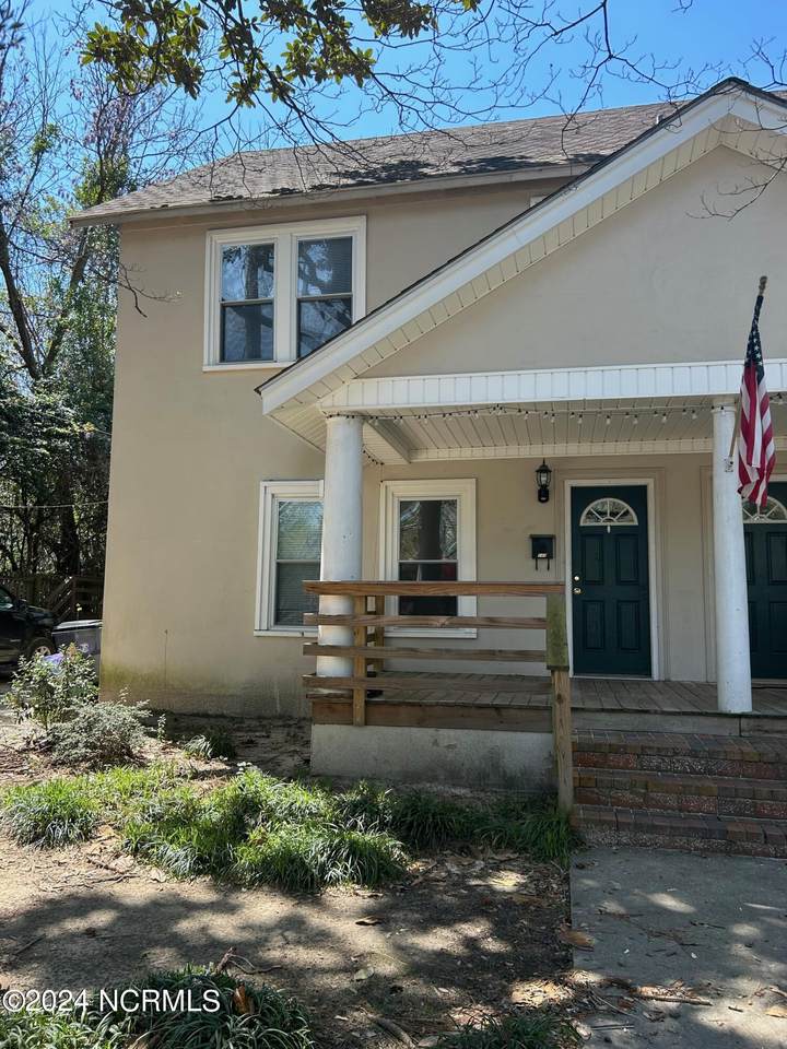 240 New Hampshire Avenue - Photo 1