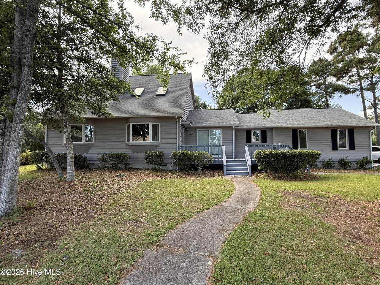 206 Spruce Drive - Photo 1