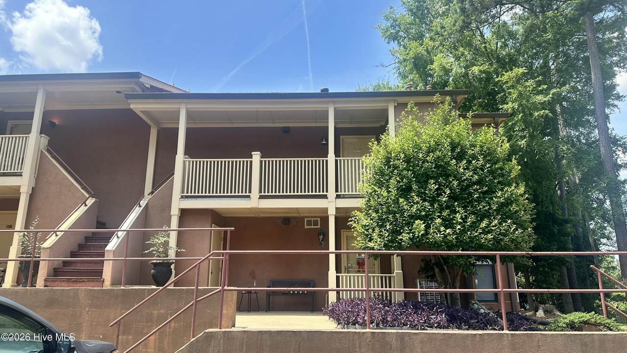 1112 Colony  Place Drive - Photo 1