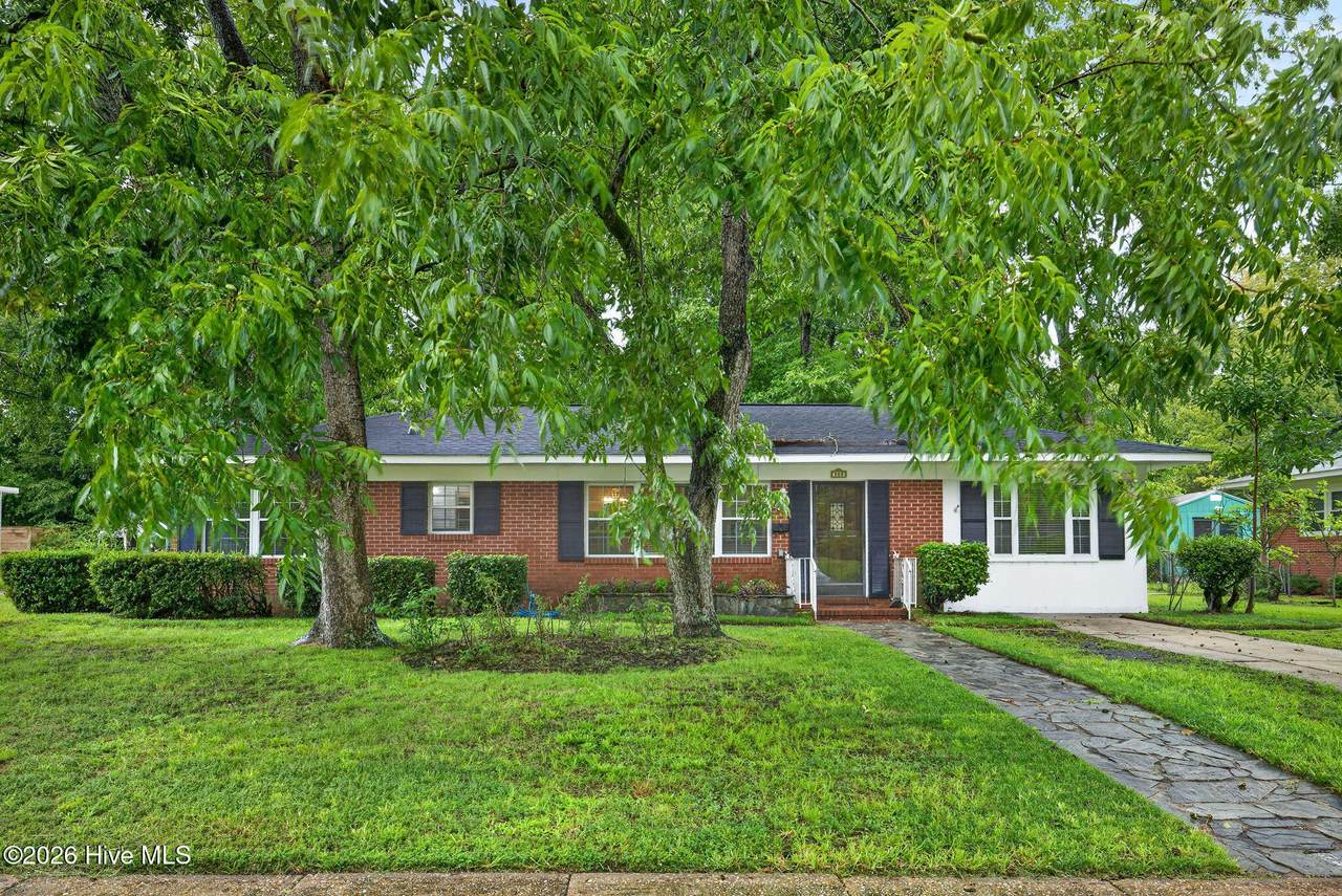 505 25th Street - Photo 1