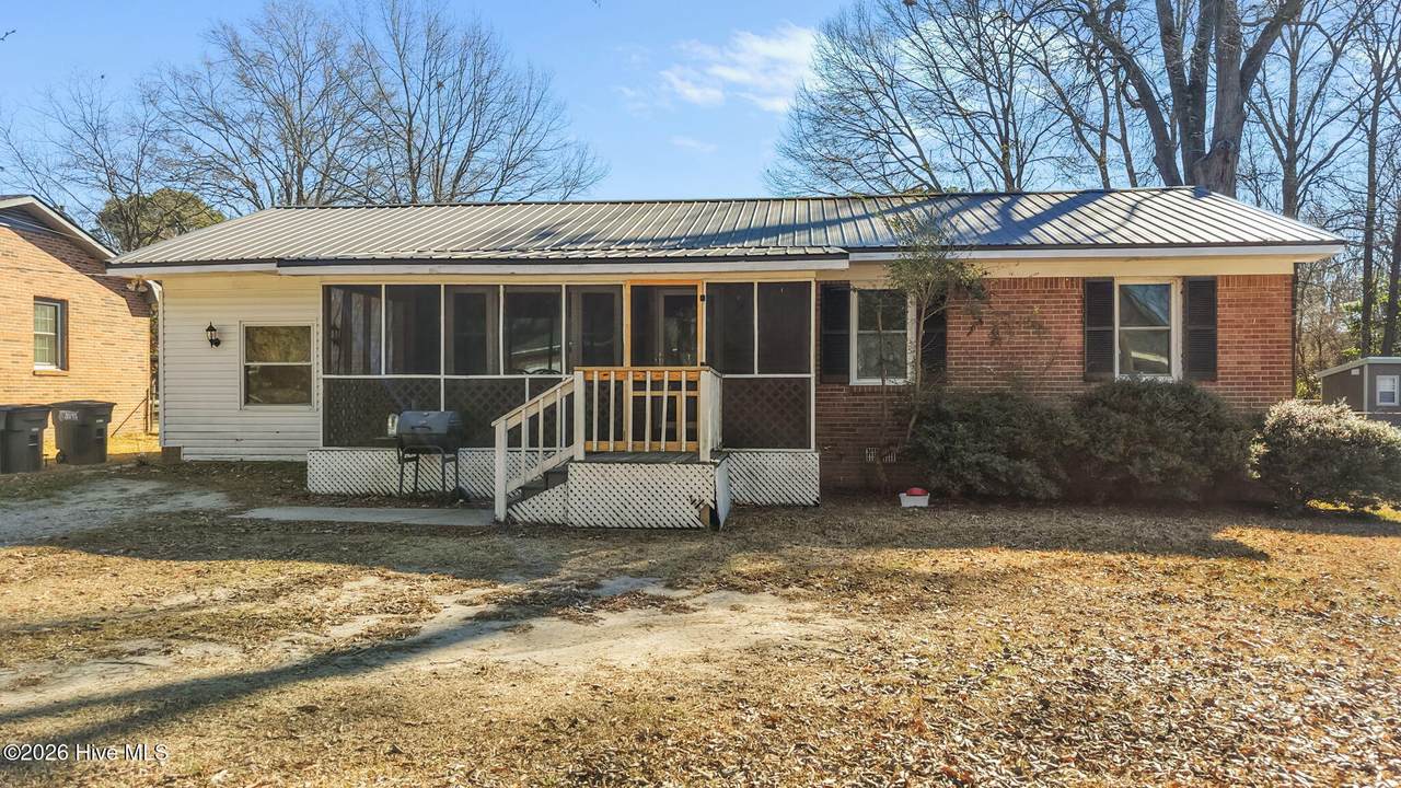5125 Gainor Avenue - Photo 1