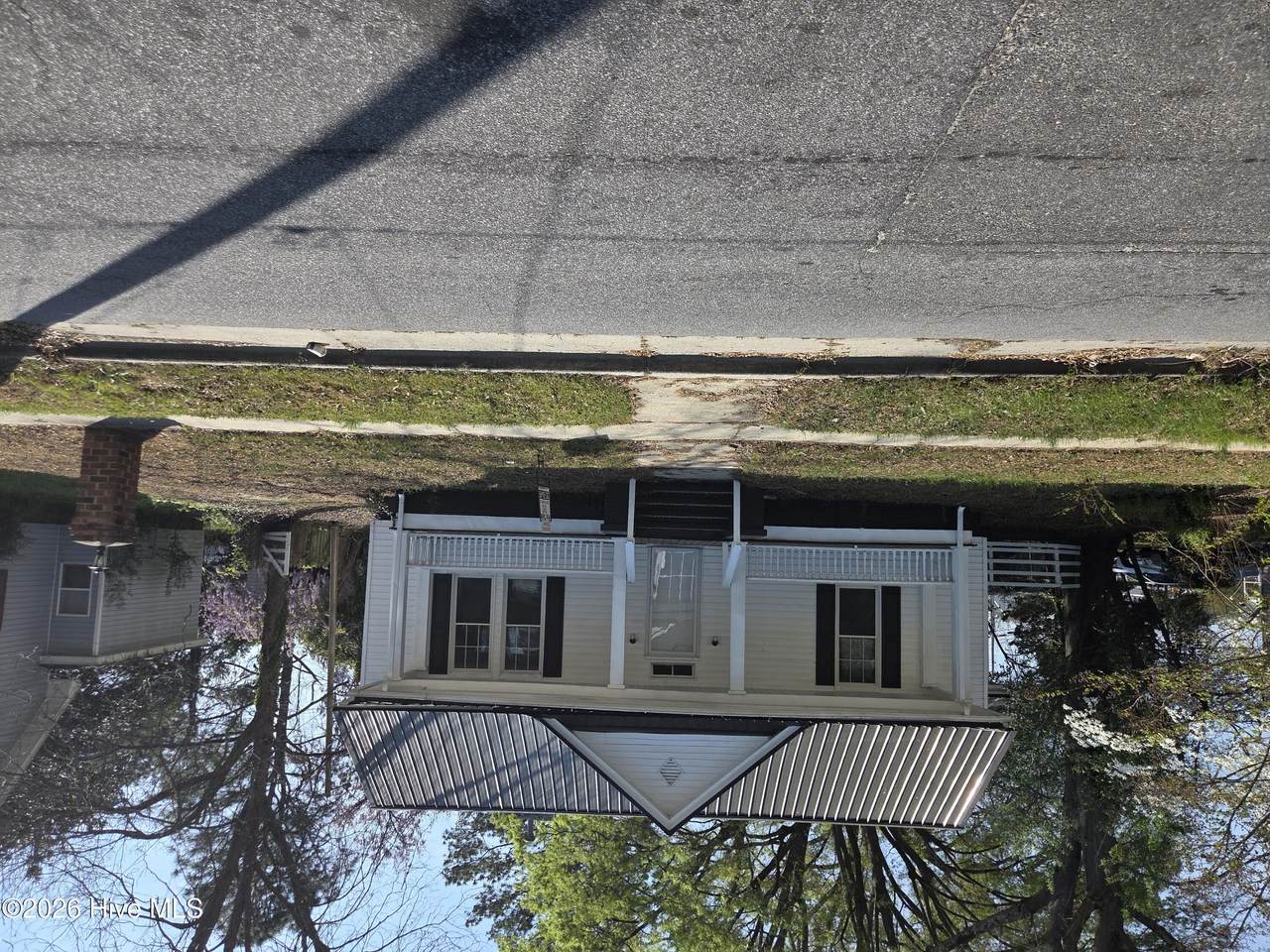 109 Grainger Avenue - Photo 1