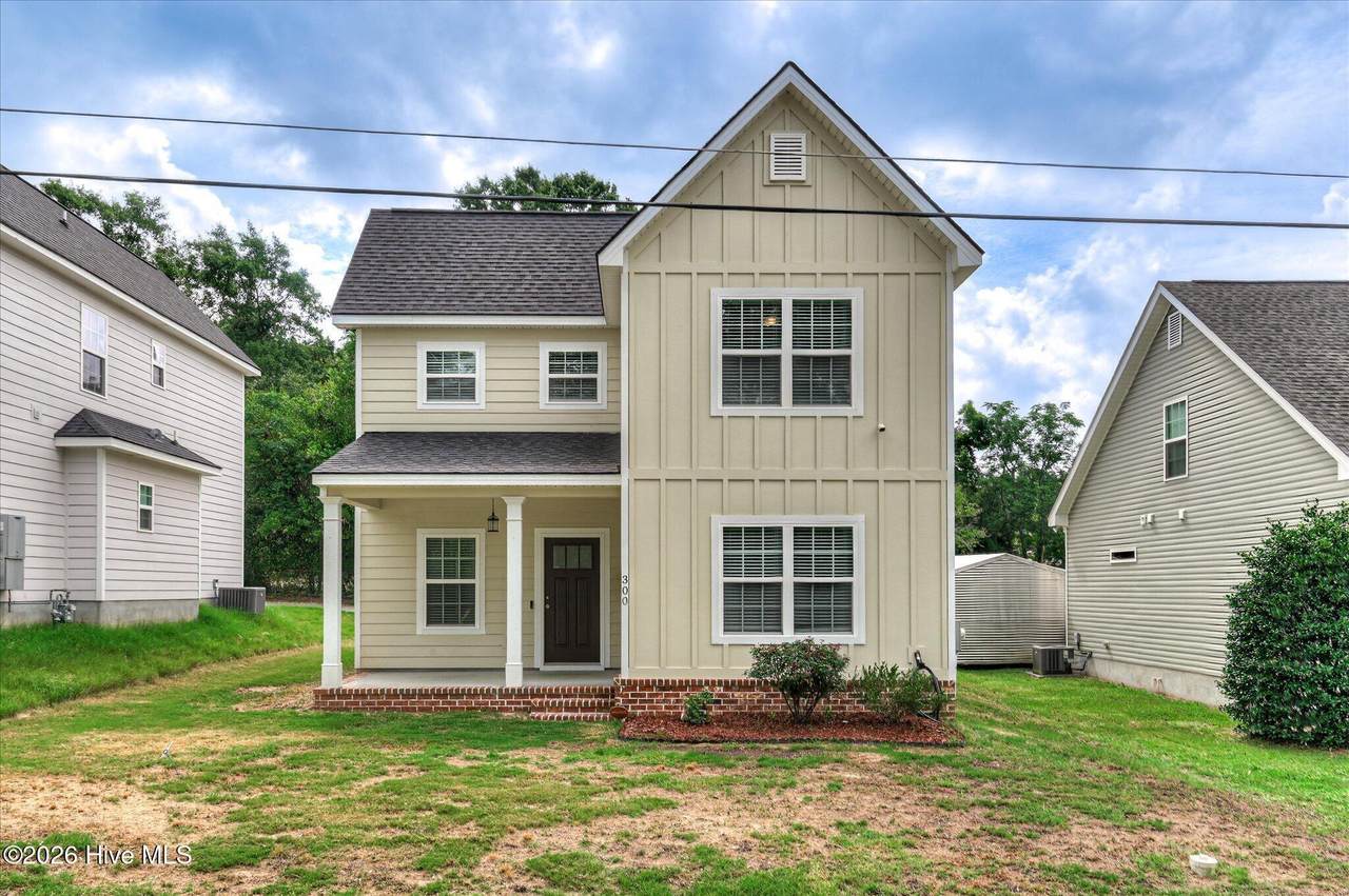 300 Dorn Street - Photo 1