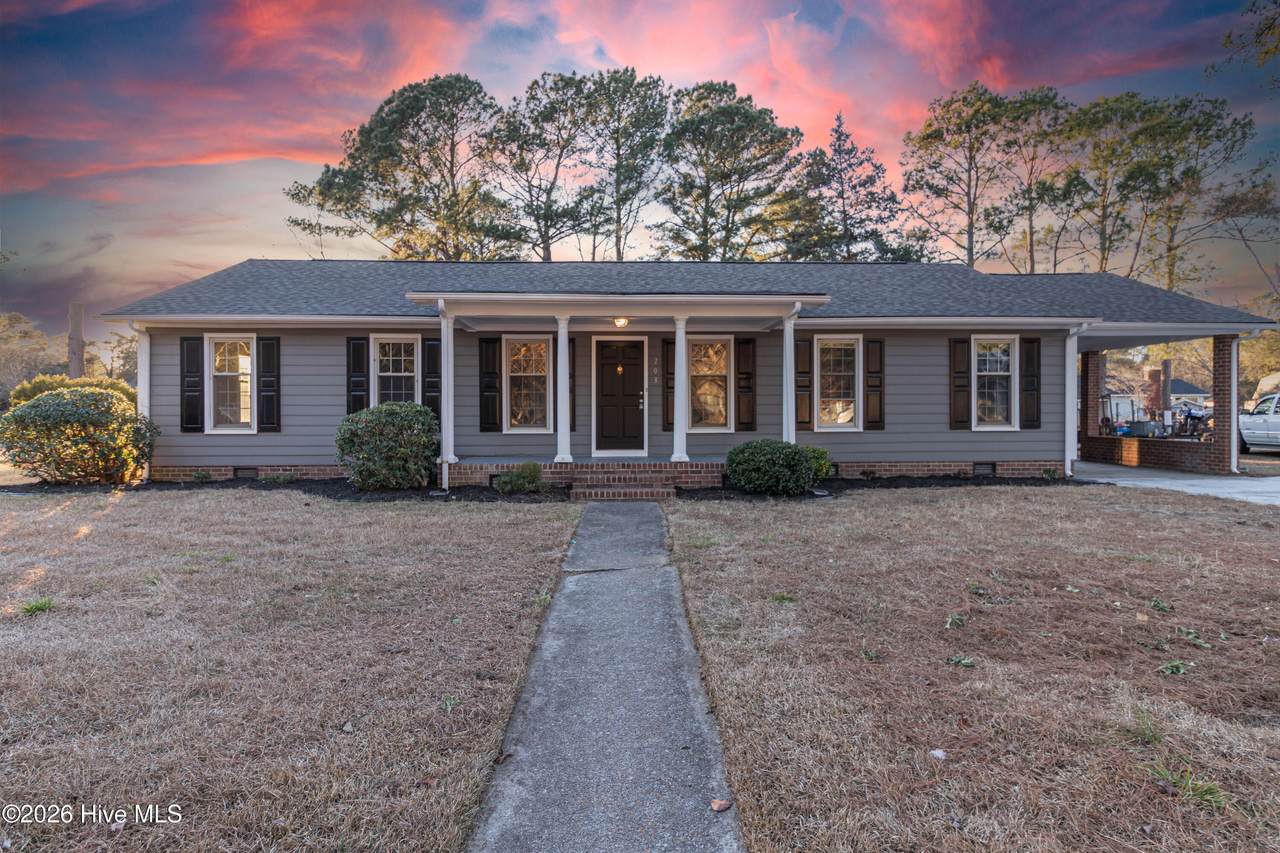 203 Avalon Lane - Photo 1