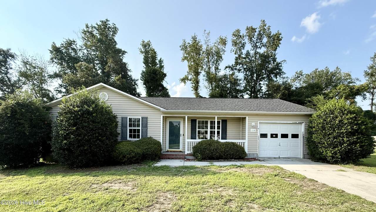 114 Pear Tree Lane - Photo 1