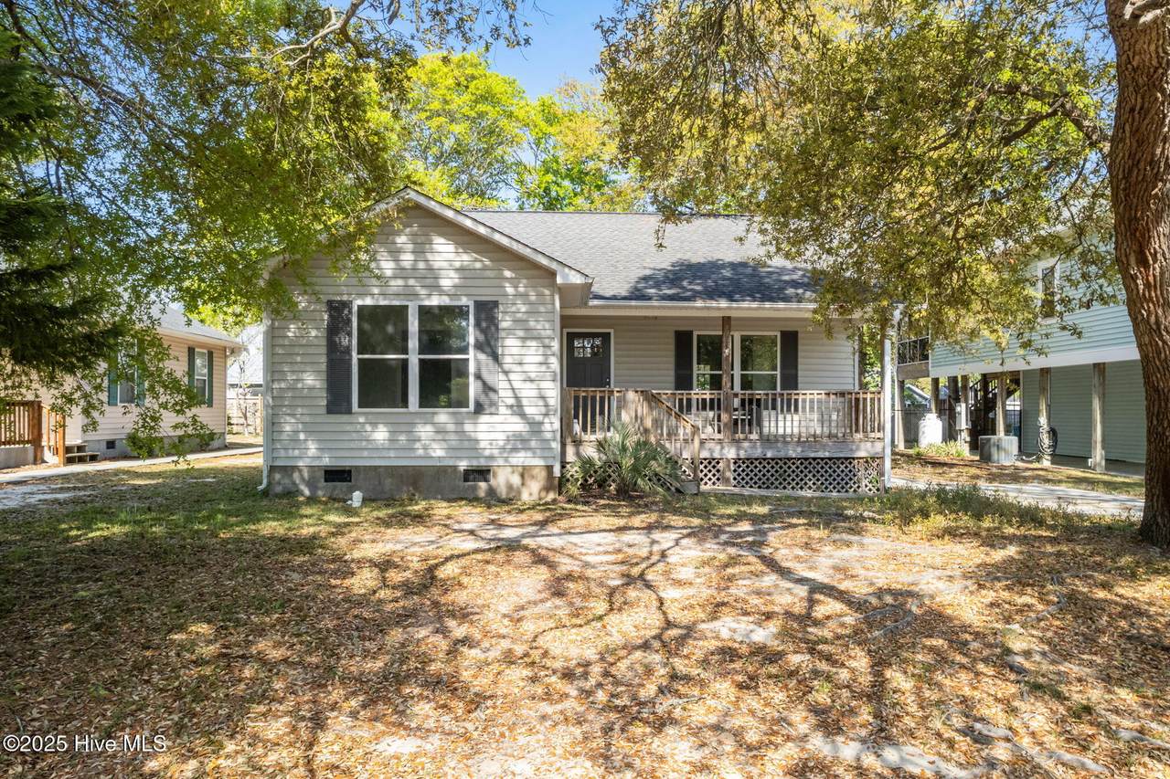 121 19th Street - Photo 1