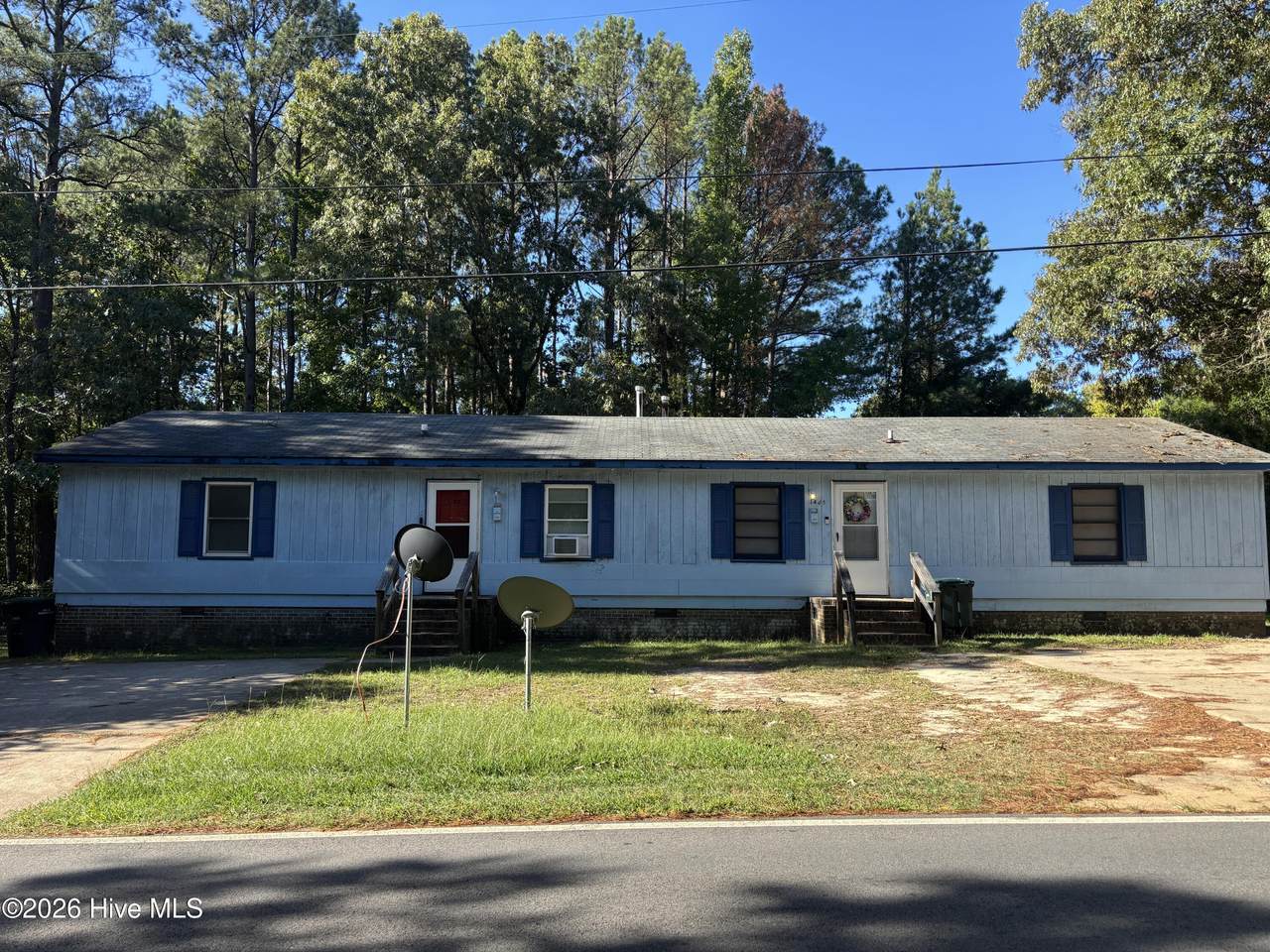 1403 Hinson Street - Photo 1