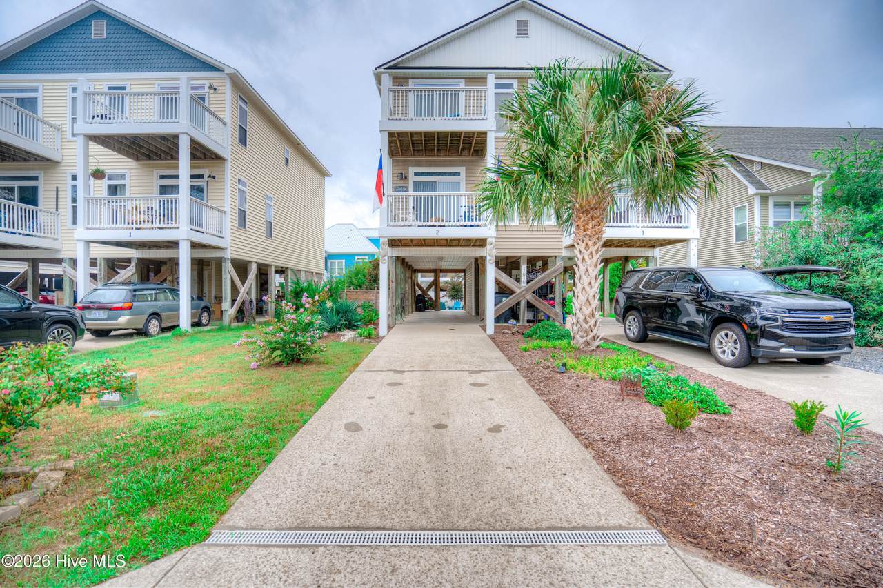 1610 Searay Lane - Photo 1