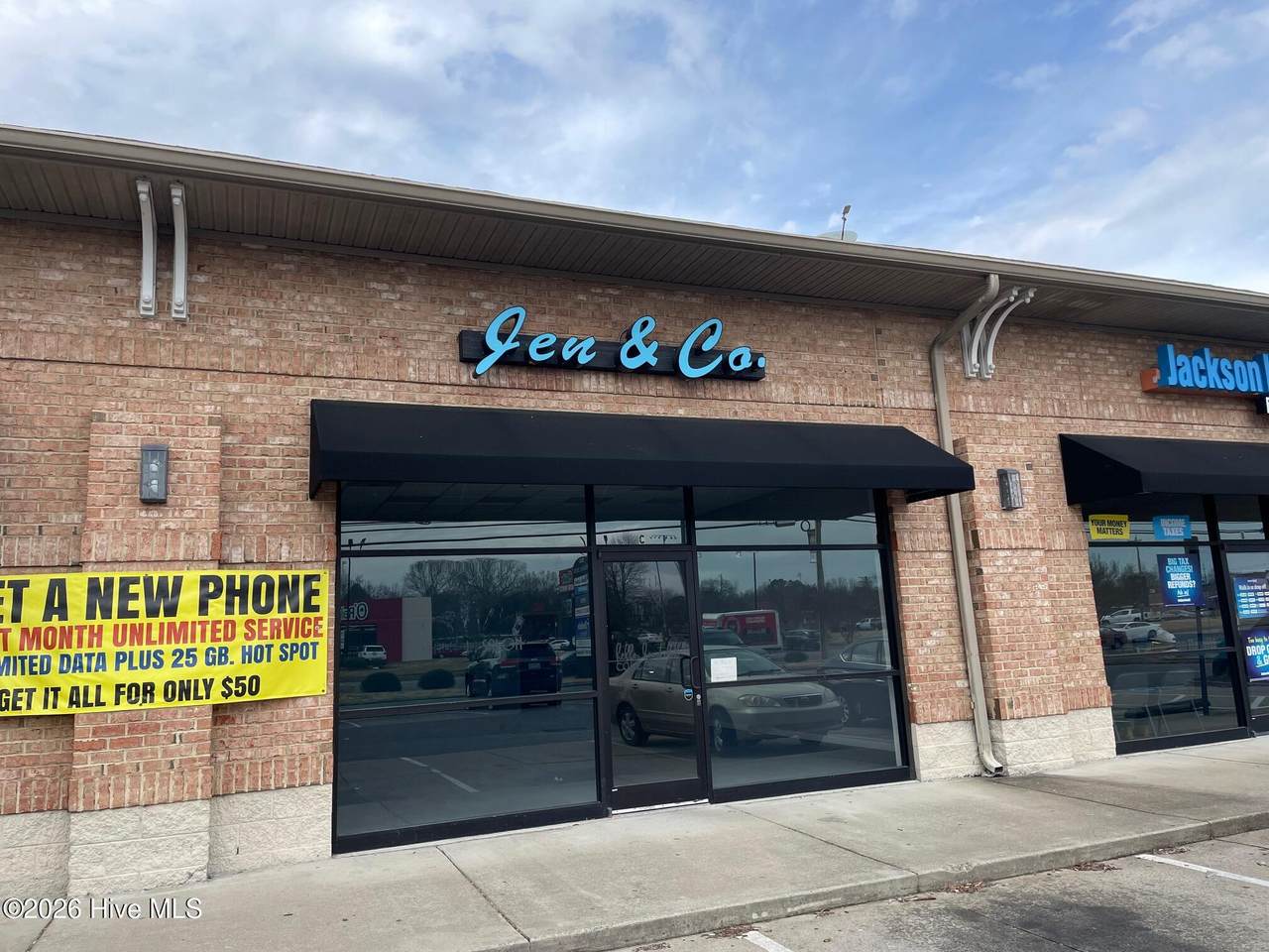 900 Ehringhaus Street - Photo 1