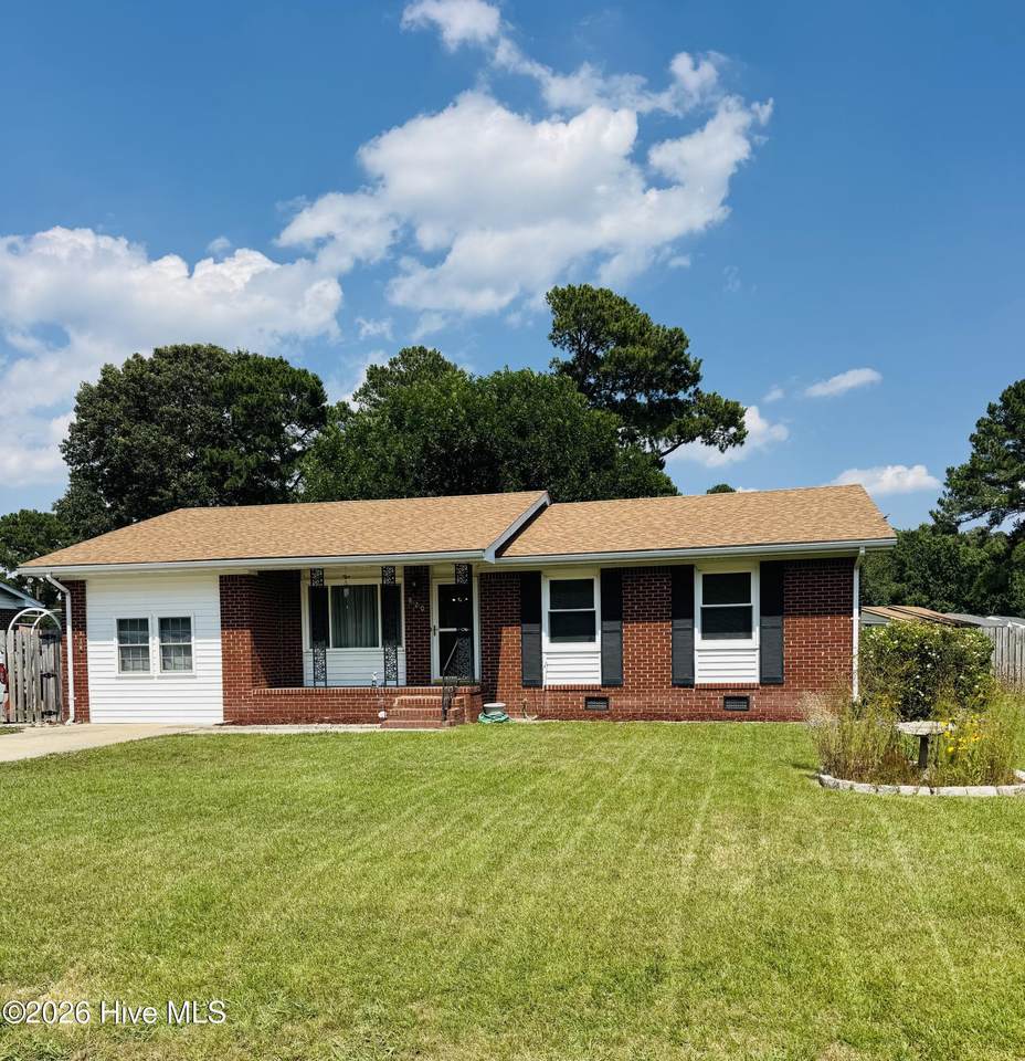 820 Cedar Point Circle - Photo 1