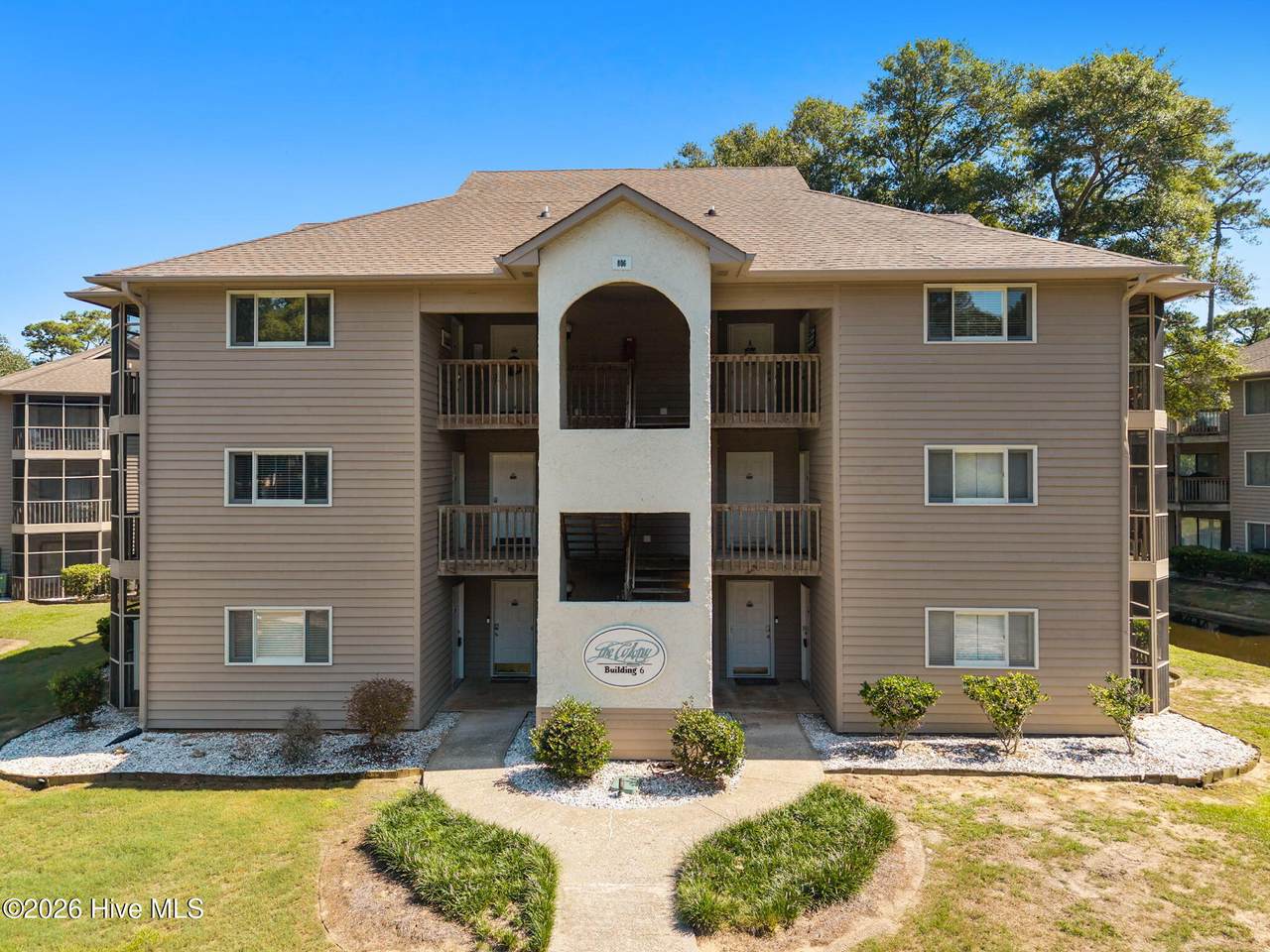 806 Colony Place - Photo 1
