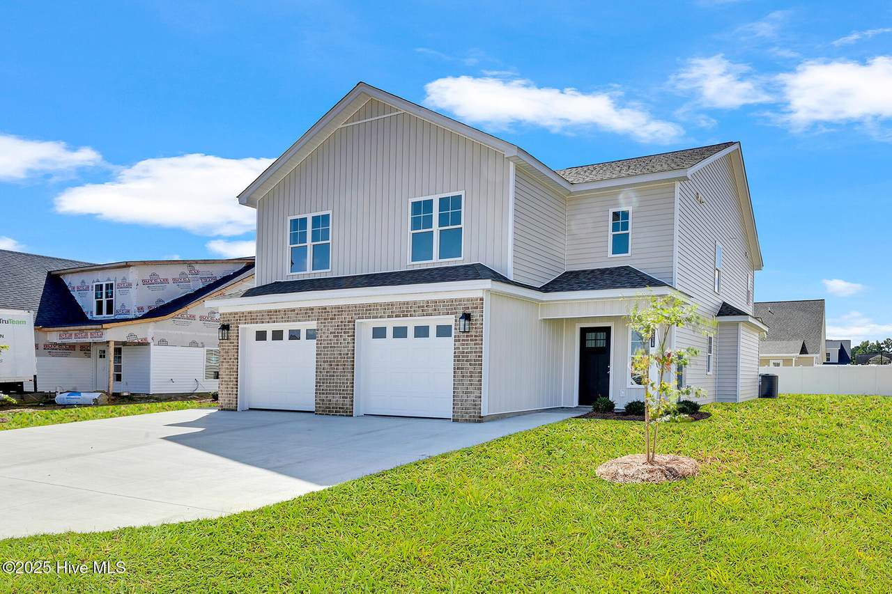 633 Abigail Taylor Drive - Photo 1