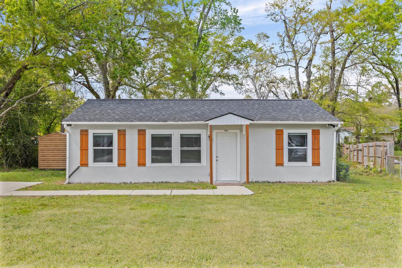 1831 Catalina Drive - Photo 1