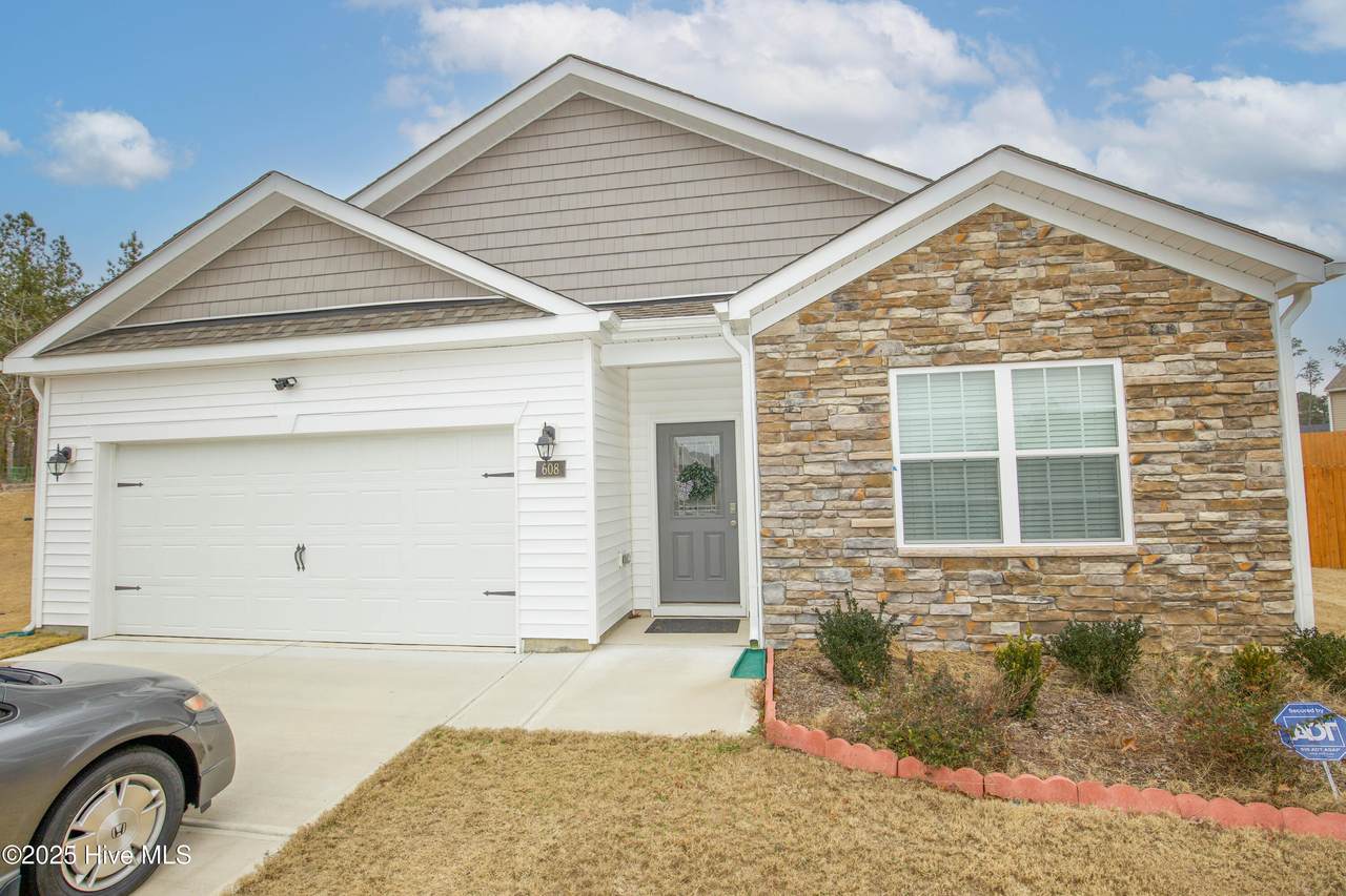 608 Rex Court - Photo 1