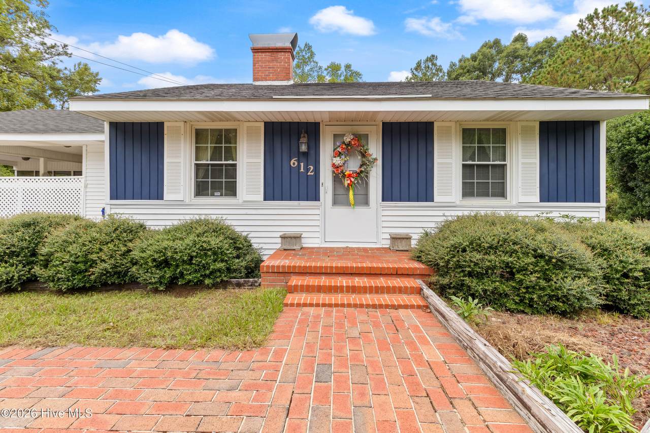 612 David Street - Photo 1