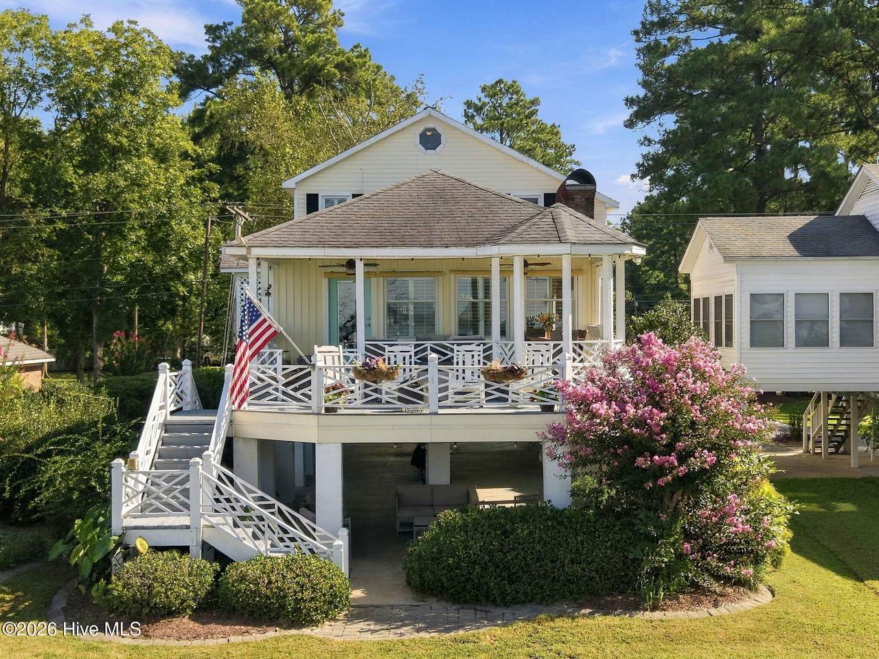 338 Cypress Shore Road - Photo 1