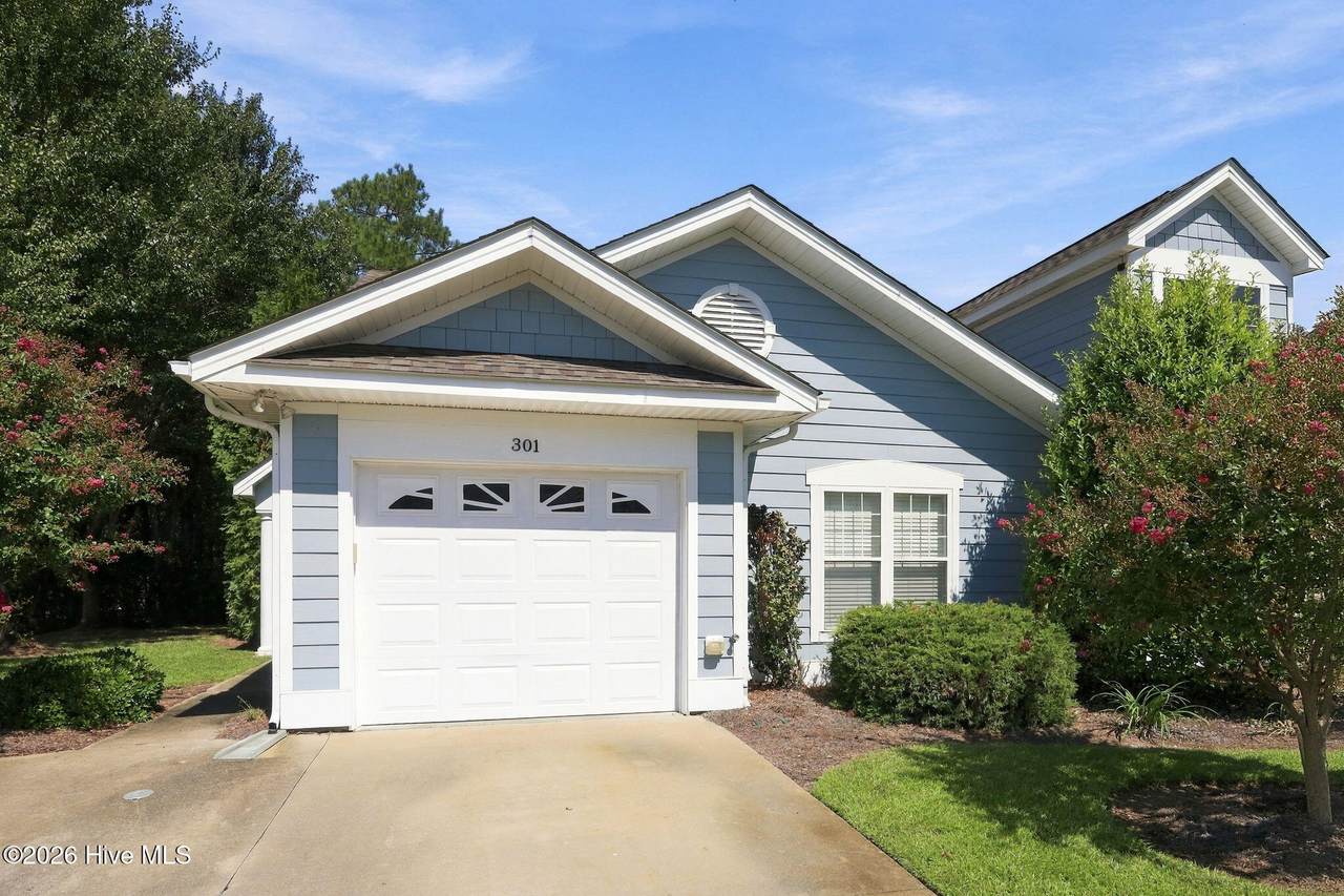 301 Sweetwater Cove - Photo 1