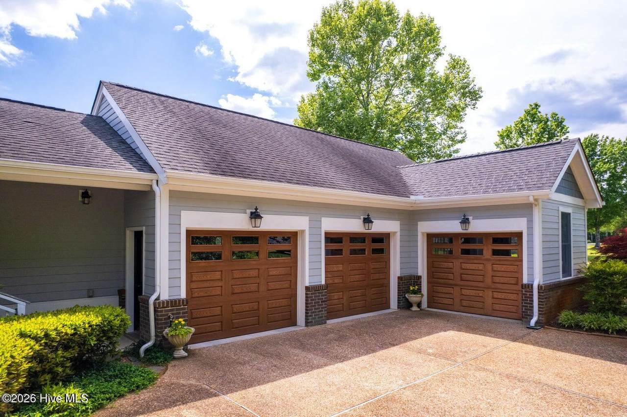 https://bt-photos.global.ssl.fastly.net/ncreg/1280_boomver_1_ebb5b468db3eb5136ba53931bde0f949-2.jpg